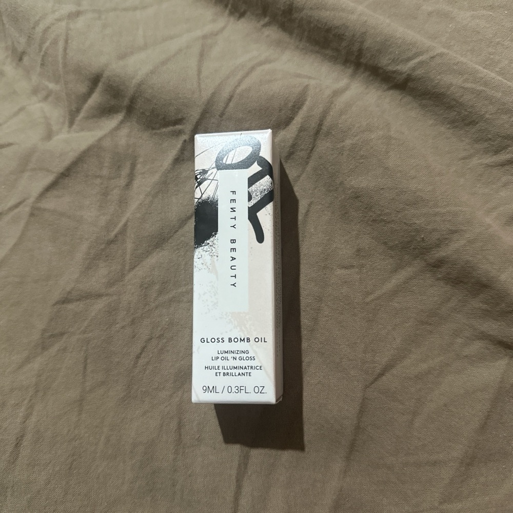 Fenty Beauty Gloss Bomb Oil - Clear/Sheer